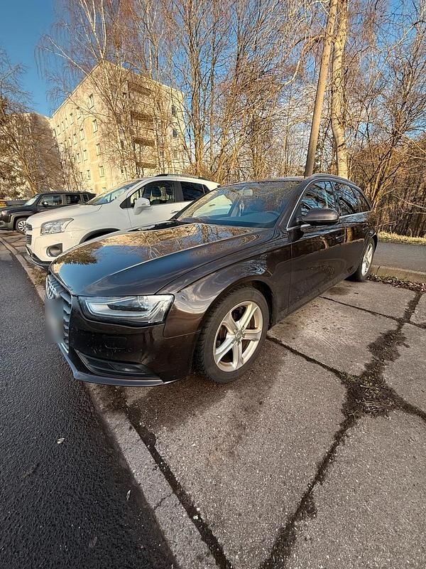 Gebraucht Audi A4 150 PS (110 kW) 2014 Braun Kombi