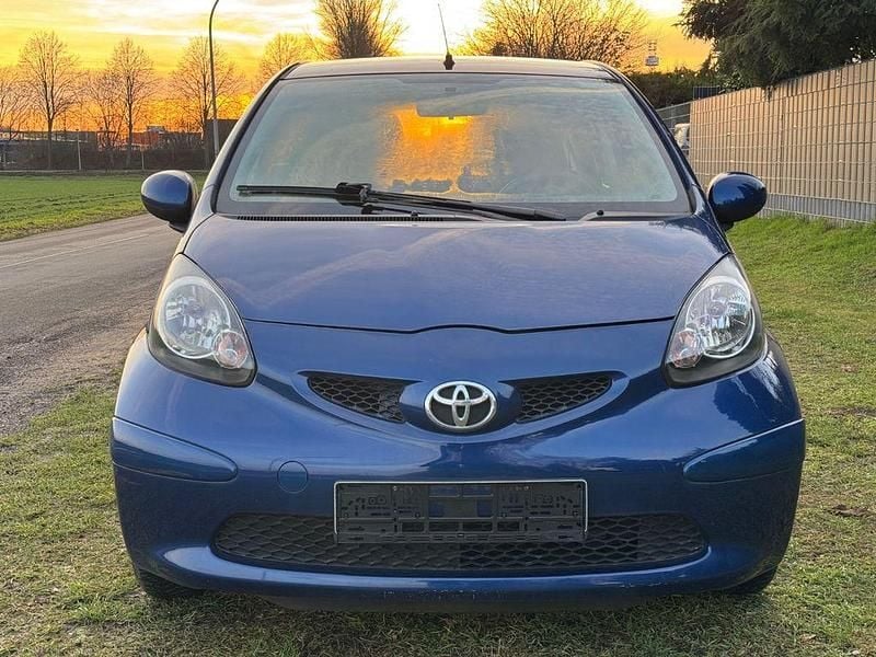 Gebraucht Toyota Aygo Cool 68 PS (50 kW) 2009 Blau Kleinwagen