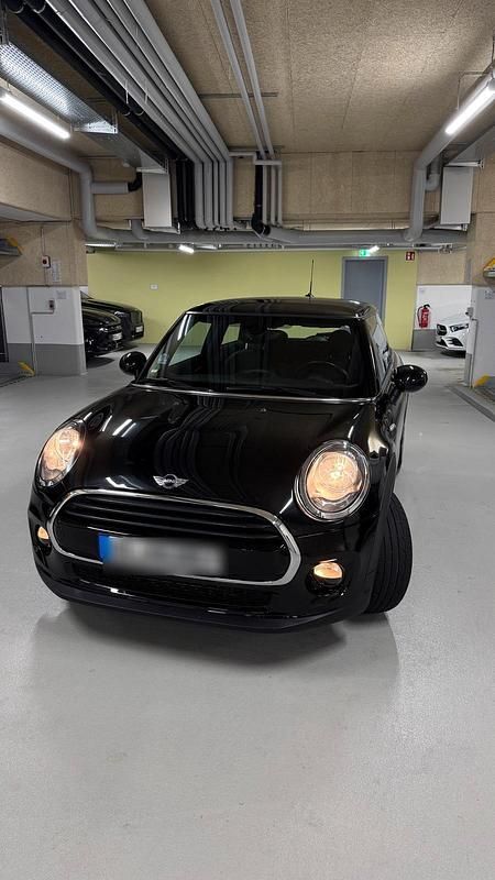 Gebraucht Mini Cooper 136 PS (100 kW) 2017 Schwarz Kleinwagen