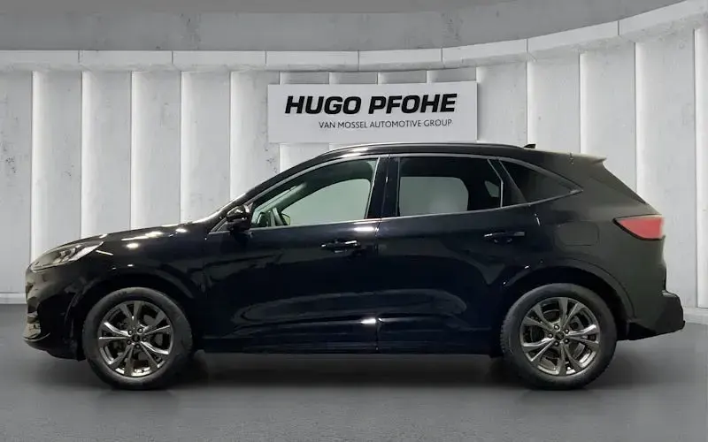 Gebraucht Ford Kuga ST-Line X 150 PS (110 kW) 2024 Schwarz SUV