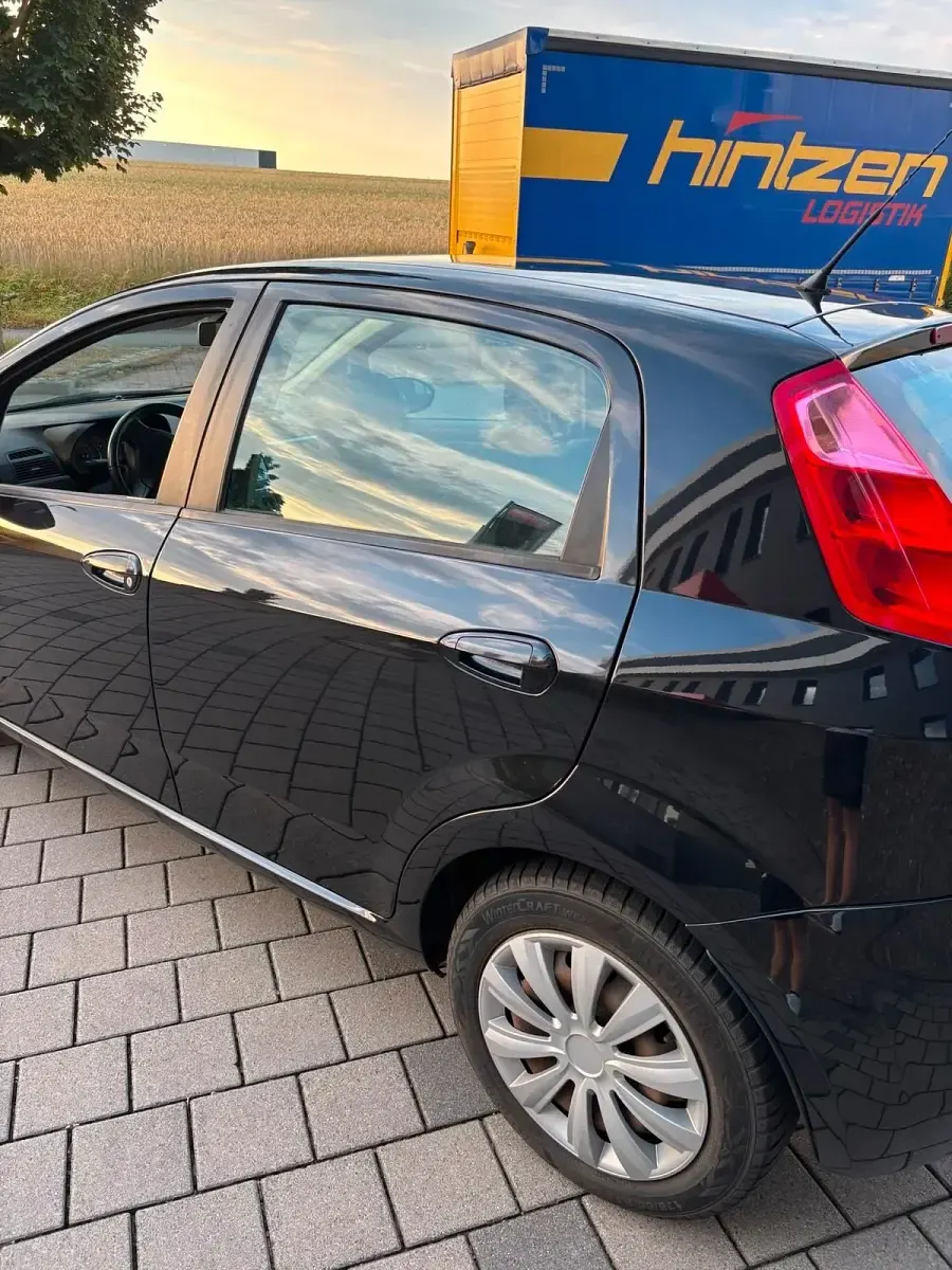 Gebraucht Fiat Punto 77 PS (56 kW) 2009 Schwarz Kleinwagen