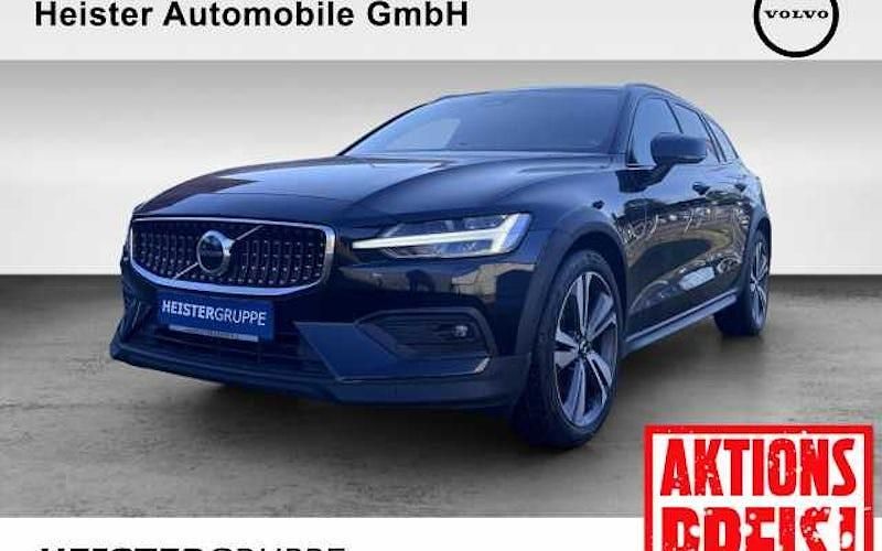 Schwarz Gebraucht 2023 Volvo V60 CC Plus Kombi | 41.491 € (Etwas zu teuer) - Bild 1/4