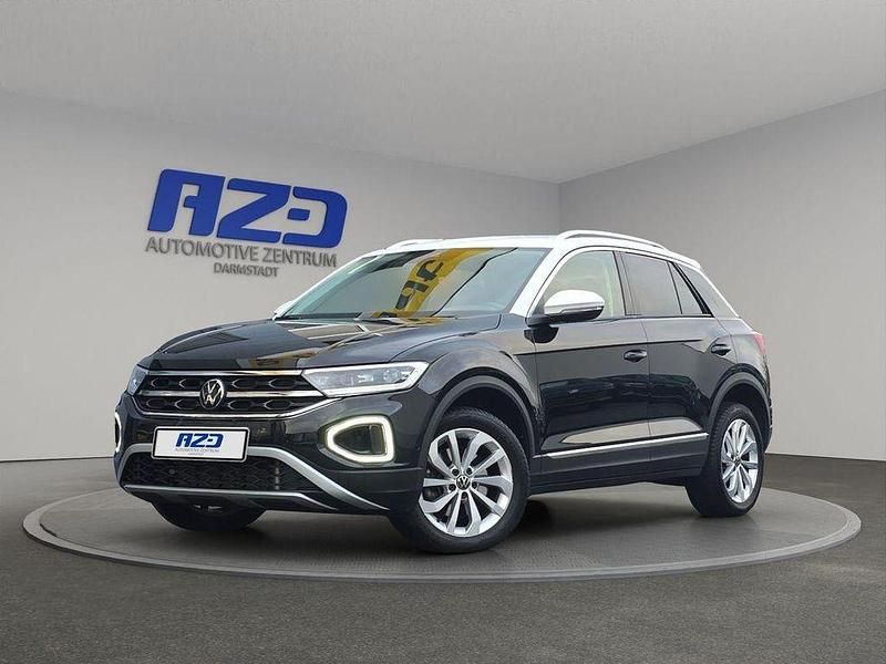 Deep black perleffekt (metallic) Gebraucht 2023 VW T-Roc R SUV | 26.980 € (Guter Preis) - Bild 1/4