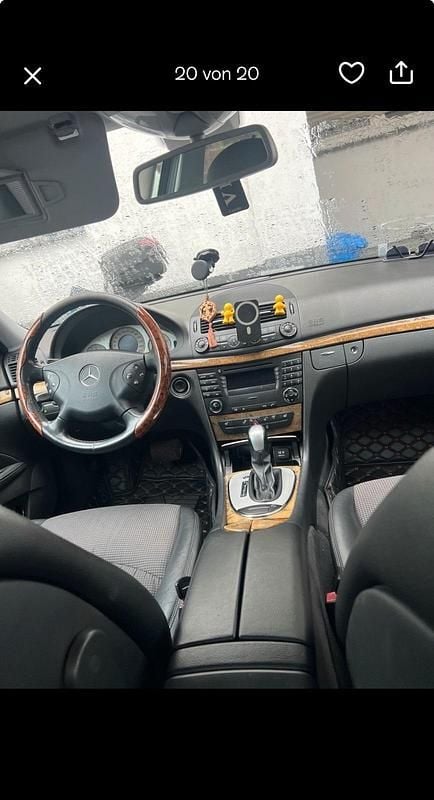 Gebraucht Mercedes E280 190 PS (139 kW) 2005 Andere farben Limousine
