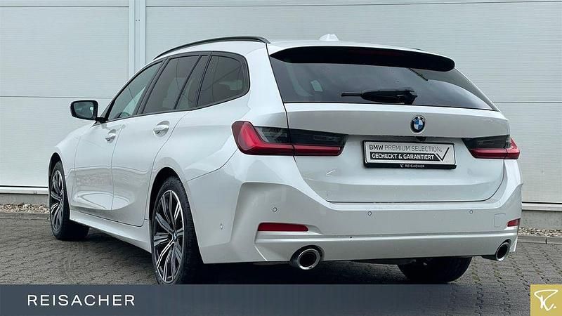 Gebraucht BMW 320 190 PS (139 kW) 2024 Weiß Limousine