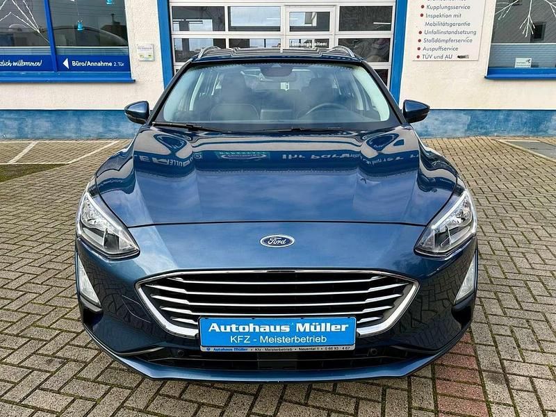 Gebraucht Ford Focus Titanium 125 PS (91 kW) 2021 Blau Kombi