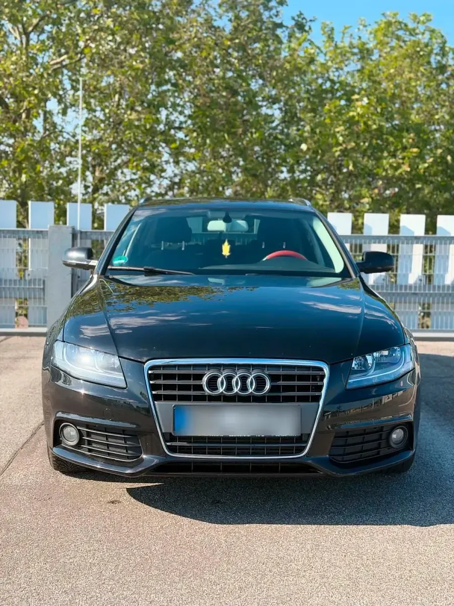 Gebraucht Audi A4 143 PS (105 kW) 2011 Schwarz Kombi