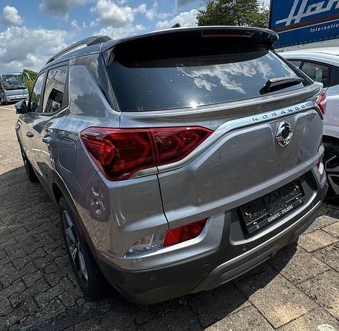 Neu KGM Korando 163 PS (119 kW) 2025 Grau SUV