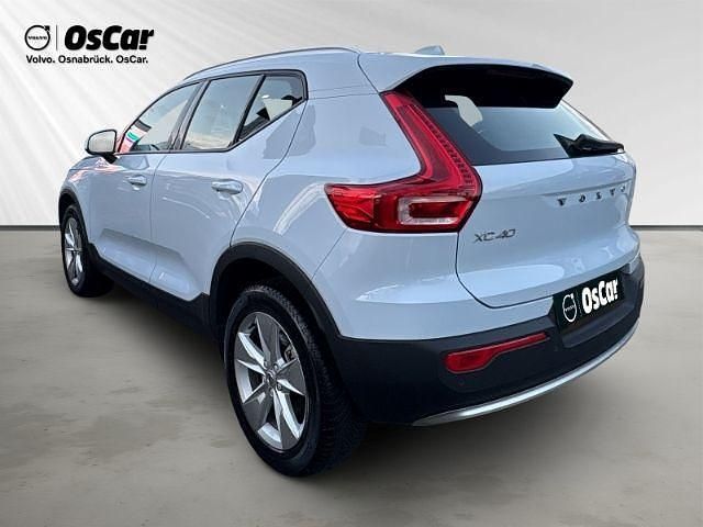 Gebraucht Volvo XC40 Core 163 PS (119 kW) 2024 Blau SUV