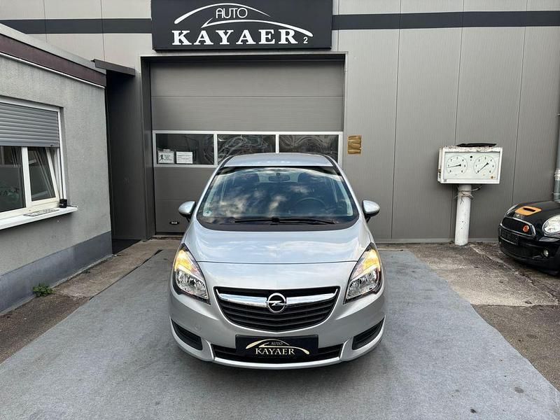 Silber Gebraucht 2014 Opel Meriva Edition Van / Kleinbus | 10.450 € (Etwas zu teuer) - Bild 1/4