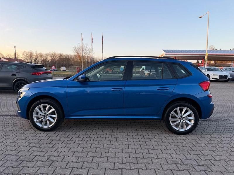 Neu Skoda Kamiq Selection 116 PS (85 kW) 2025 Blau SUV