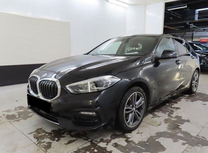 Schwarz Gebraucht 2022 BMW 118 Sport Line Kleinwagen | 14.990 € (Superpreis) - Bild 1/4