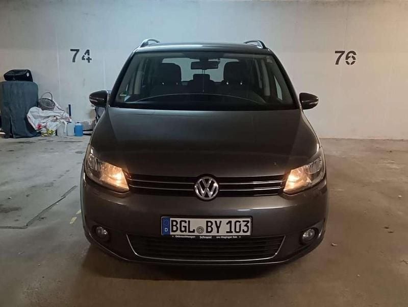 Gebraucht VW Touran Comfortline 105 PS (77 kW) 2013 Grau Van / Kleinbus