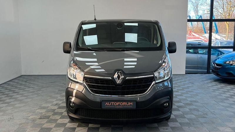 Gebraucht Renault Trafic Komfort 145 PS (106 kW) 2020 Grau Van / Kleinbus