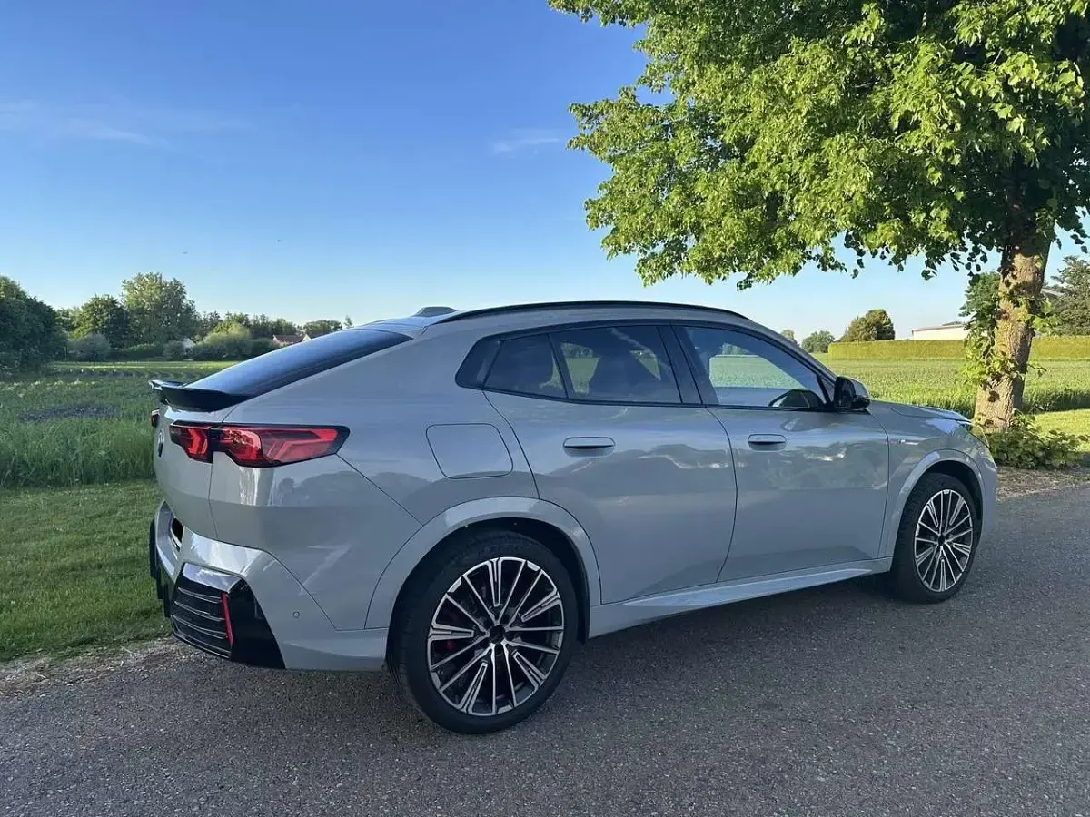Gebraucht BMW X2 Advantage 178 PS (130 kW) 2024 Grau SUV
