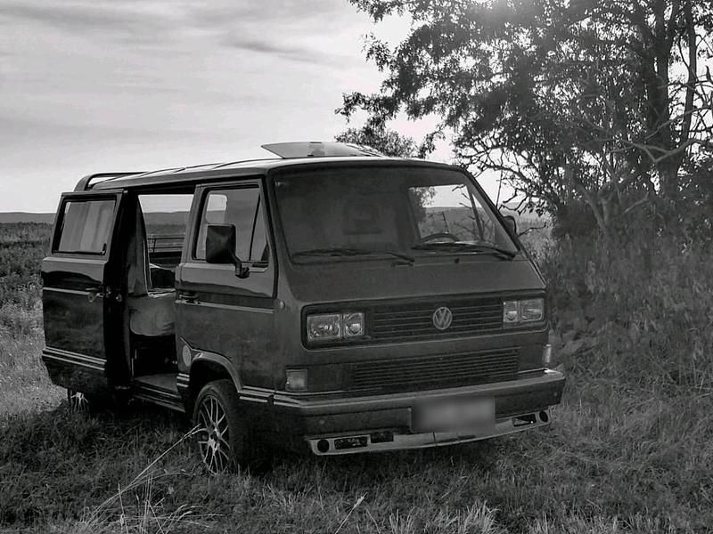 Second-hand VW Multivan Edition 86 CP (63 kW) 1989 Maro Monovolum