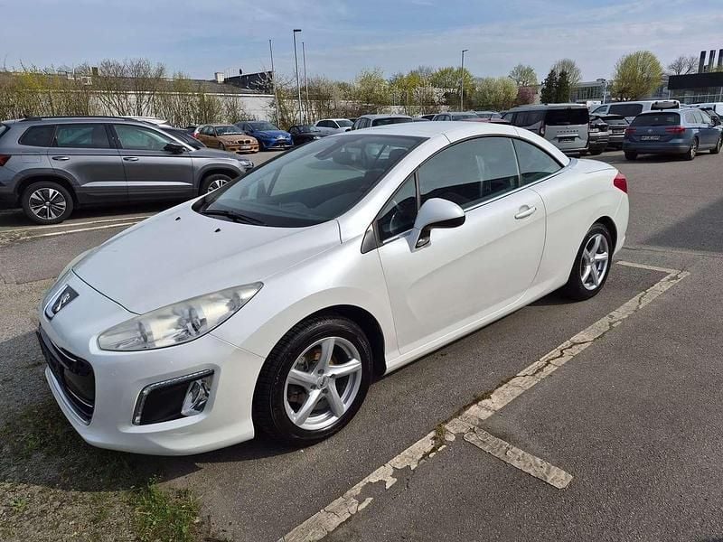Gebraucht Peugeot 308 CC Active 120 PS (88 kW) 2011 Weiß Cabrio