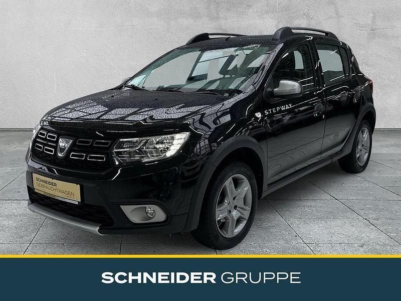 Schwarz Gebraucht 2017 Dacia Sandero Prestige Kleinwagen | 10.690 € (Fairer Preis) - Bild 1/4
