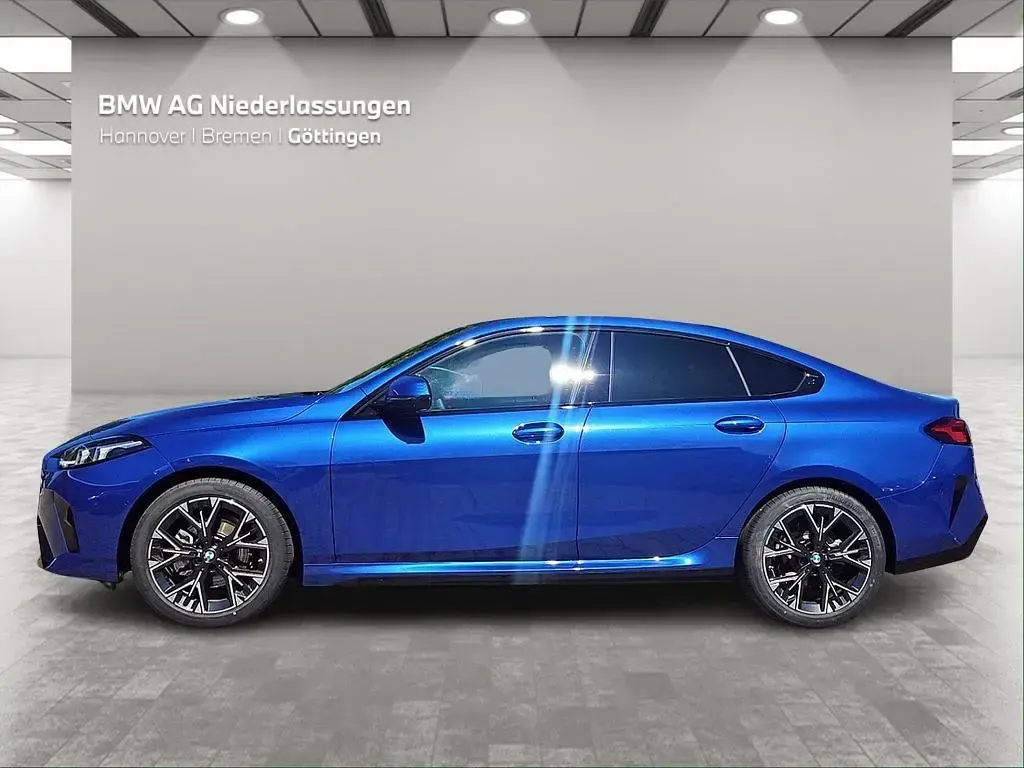 Gebraucht BMW 220 Shadowline 156 PS (114 kW) 2025 Blau Coupé