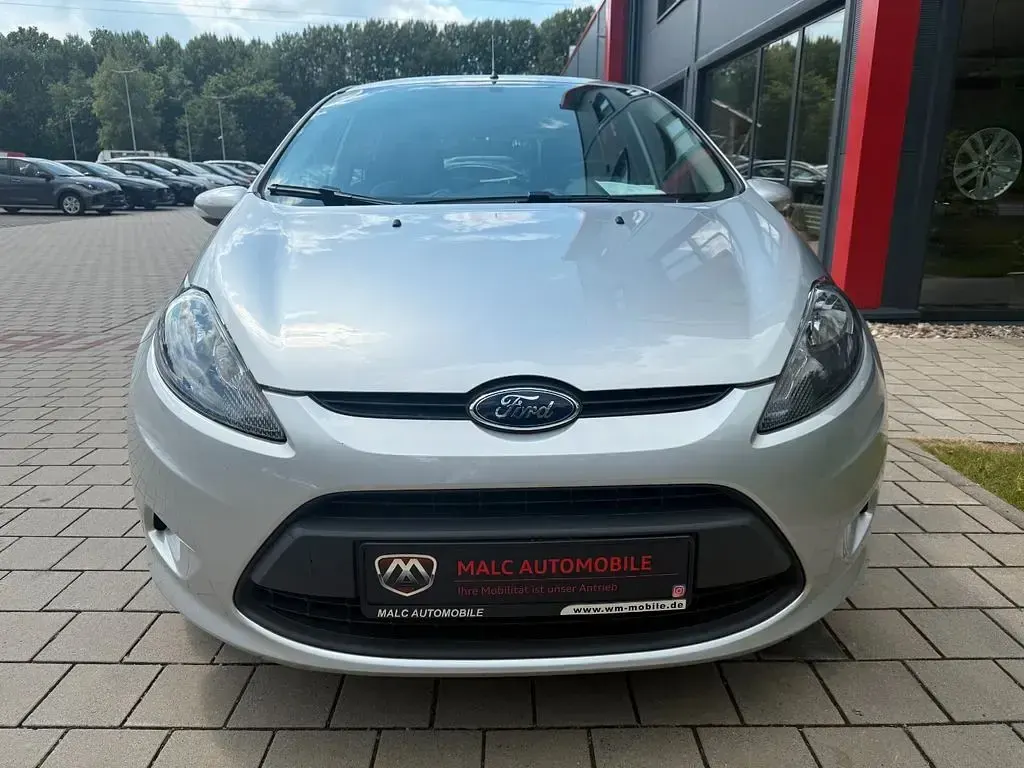 Gebraucht Ford Fiesta Trend 60 PS (44 kW) 2011 Grau Limousine