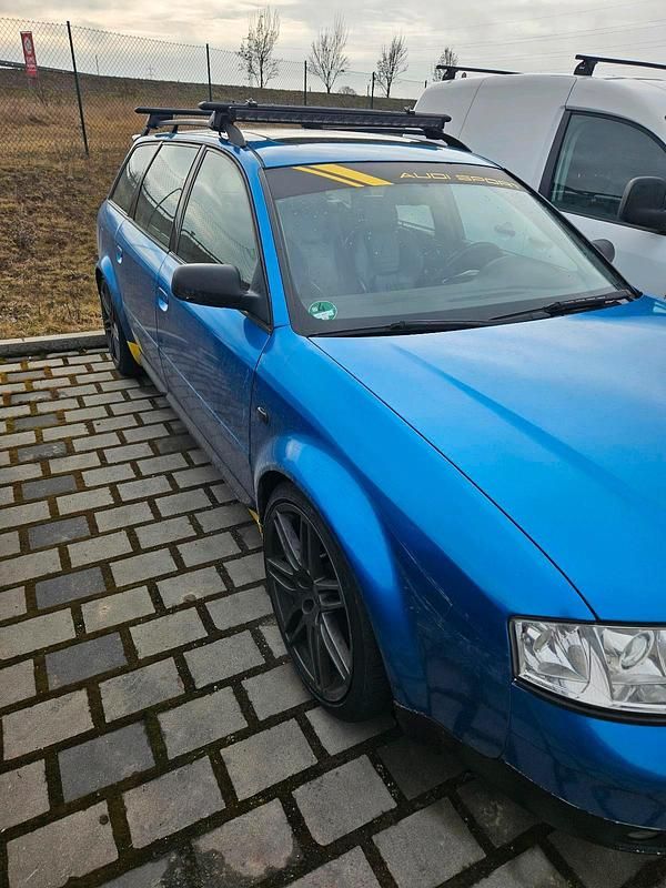 Second-hand Audi S6 350 CP (257 kW) 2001 Albastru Break