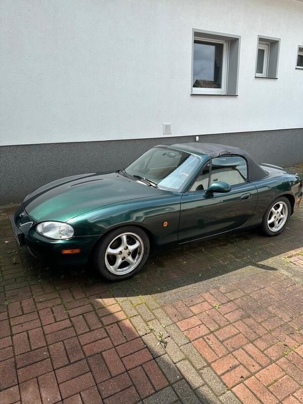 Grün Gebraucht 2000 Mazda MX5 Cabrio | 6.800 € (Teuer) - Bild 1/4