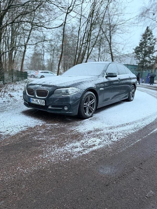 Gebraucht BMW 520 190 PS (139 kW) 2016 Grau Limousine