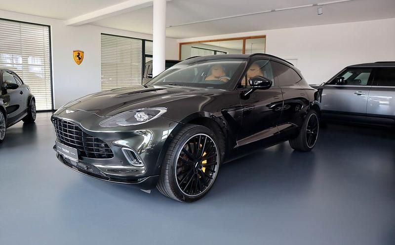 Minotaur green Gebraucht 2022 Aston Martin DBX SUV | 128.800 € (Fairer Preis) - Bild 1/4