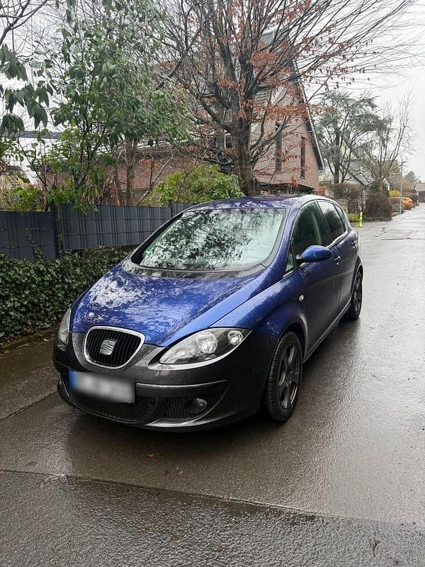 Gebraucht Seat Toledo 105 PS (77 kW) 2008 Blau Kleinwagen