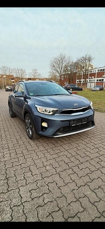 Gebraucht Kia Stonic 100 PS (73 kW) 2020 Blau SUV