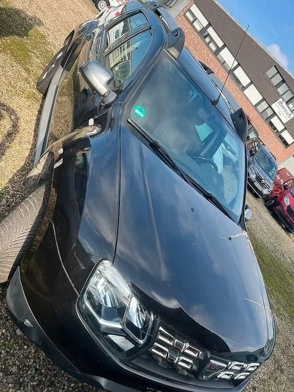Gebraucht 2015 Dacia Duster Lauréate SUV | 6.800 € (Superpreis) - Bild 1/4