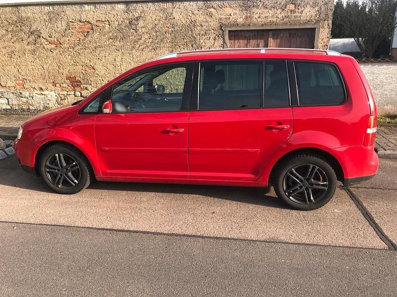 Gebraucht VW Touran Highline 140 PS (102 kW) 2005 Rot Van / Kleinbus