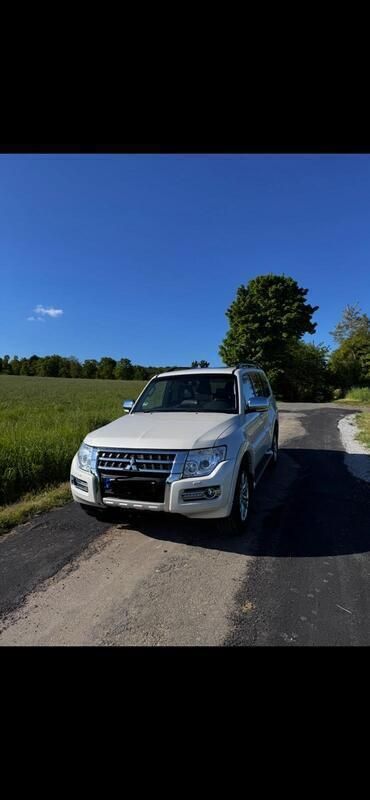 Weiß Gebraucht 2014 Mitsubishi Pajero SUV | 23.000 € (Teuer) - Bild 1/4