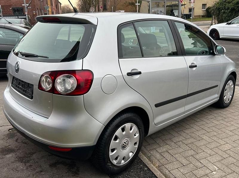 Gebraucht VW Golf IV 75 PS (55 kW) 2005 Silber Limousine