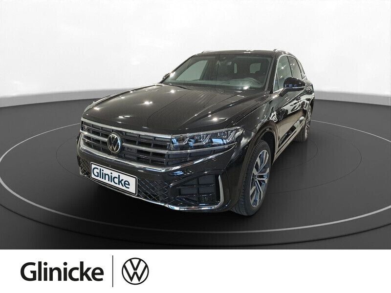 Grenadillschwarz metallic Gebraucht 2024 VW Touareg R-line SUV | 91.539 € - Bild 1/4