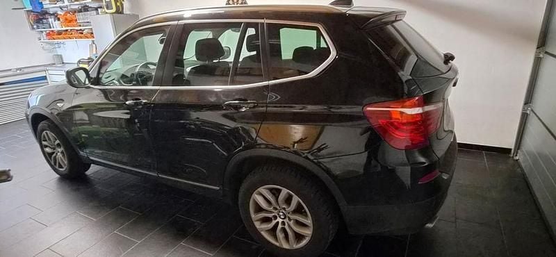 Second-hand BMW X3 184 CP (135 kW) 2012 Negru SUV