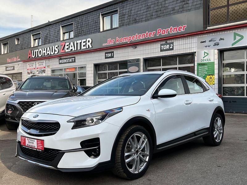 Weiß Gebraucht 2020 Kia XCeed Vision SUV | 14.790 € (Fairer Preis) - Bild 1/3