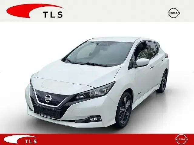 Rot Gebraucht 2020 Nissan Leaf Kleinwagen | 17.900 € (Guter Preis) - Bild 1/4