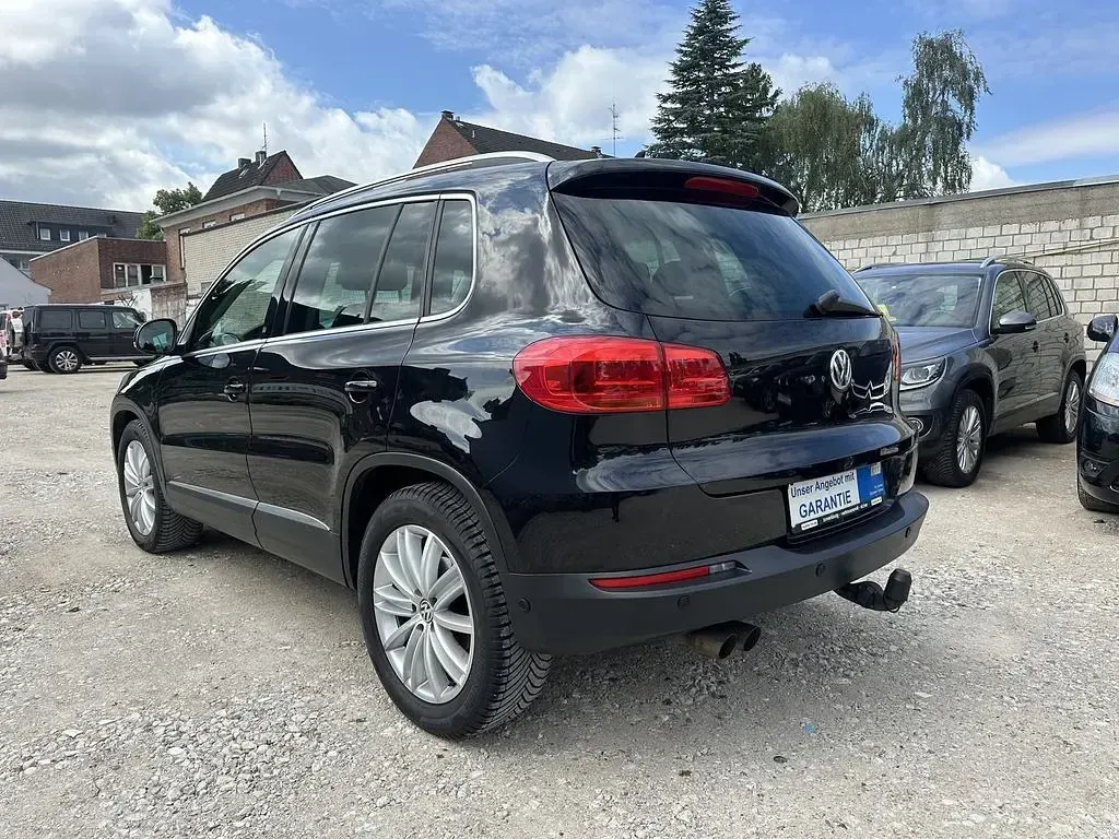 Gebraucht VW Tiguan Comfortline 160 PS (117 kW) 2015 Schwarz SUV