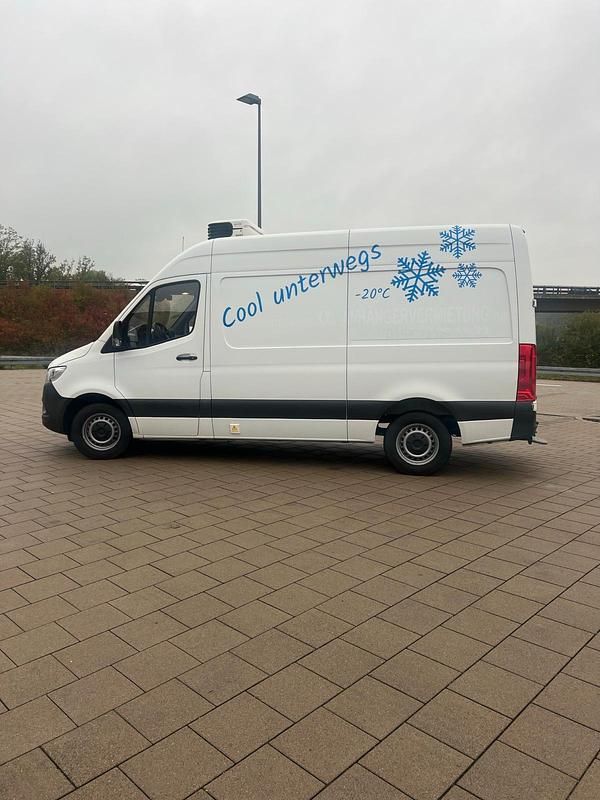 Weiß Gebraucht 2021 Mercedes Sprinter Van | 29.500 € - Bild 1/4