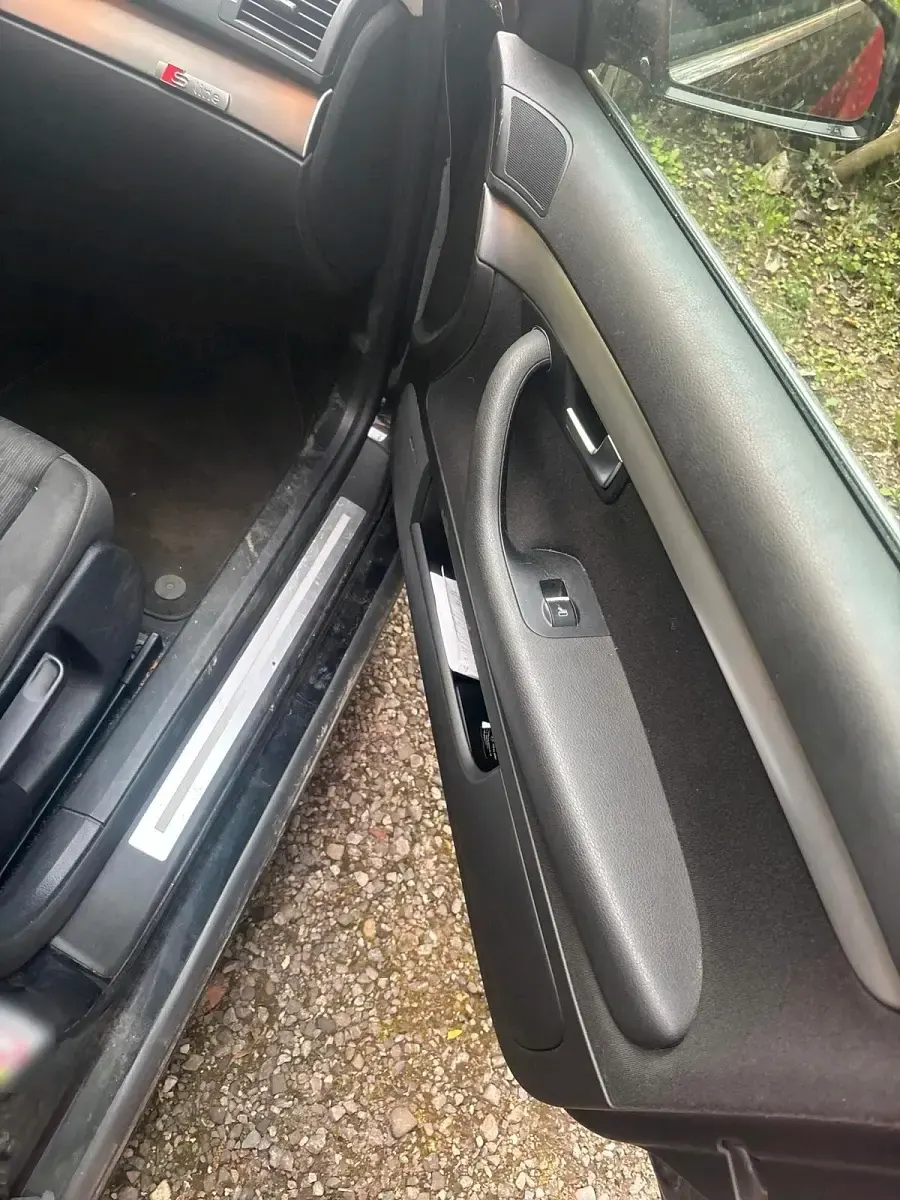 Gebraucht Audi A4 140 PS (102 kW) 2007 Schwarz Limousine