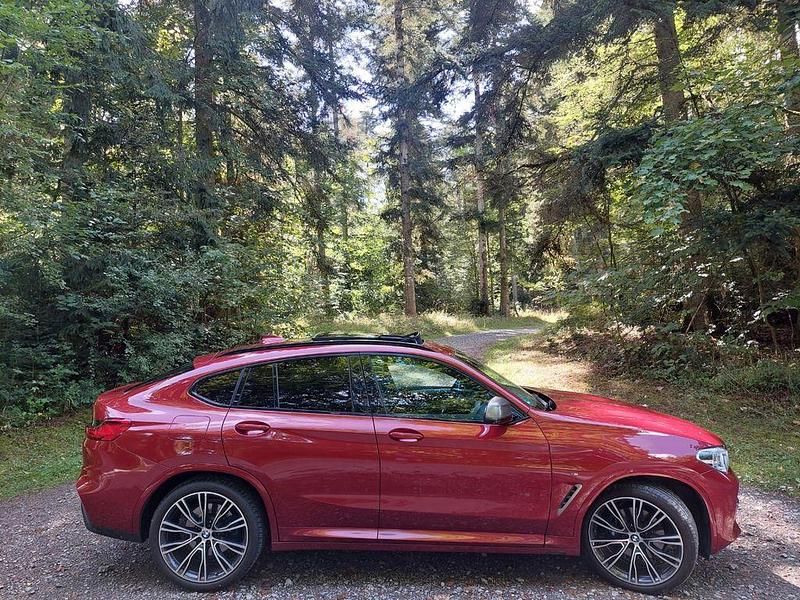 Rot Gebraucht 2018 BMW X4 Performance SUV | 33.400 € (Fairer Preis) - Bild 1/4