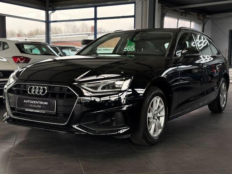 Gebraucht Audi A4 Basis 163 PS (119 kW) 2020 Schwarz Kombi