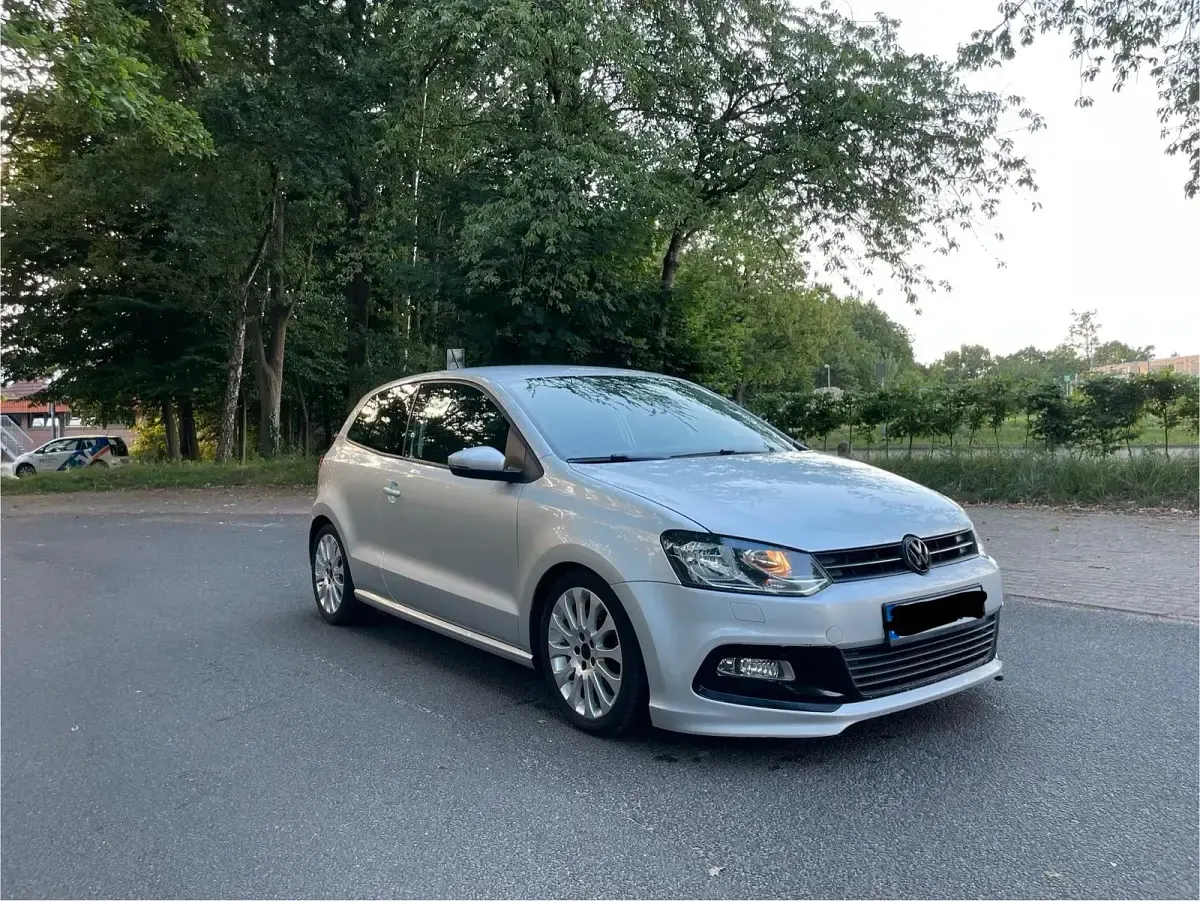 Gebraucht VW Polo Team 105 PS (77 kW) 2010 Silber Kleinwagen