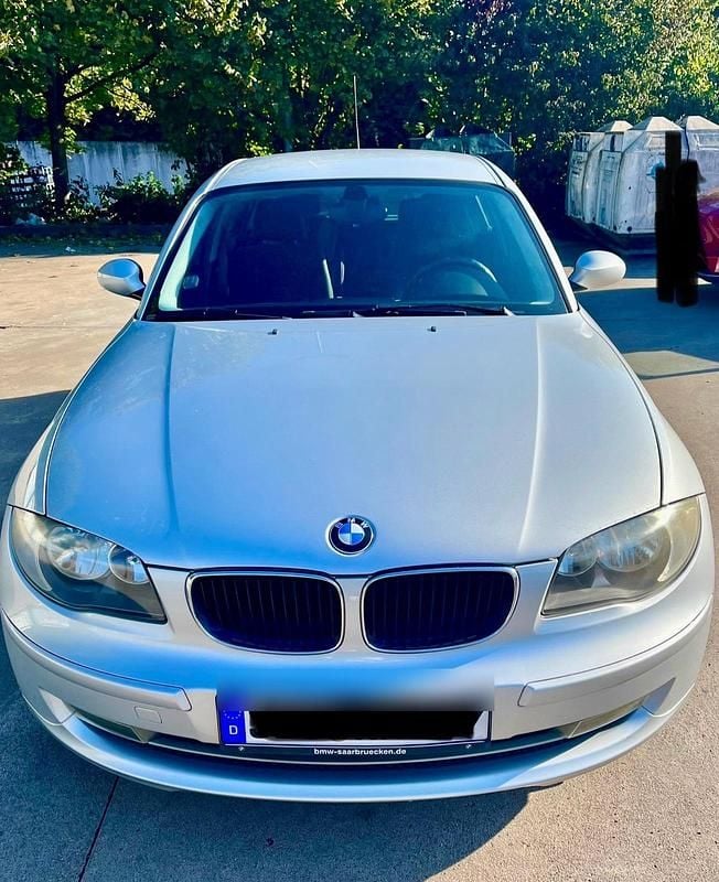 Silber Gebraucht 2007 BMW 116 Kleinwagen | 4.900 € (Etwas zu teuer) - Bild 1/4