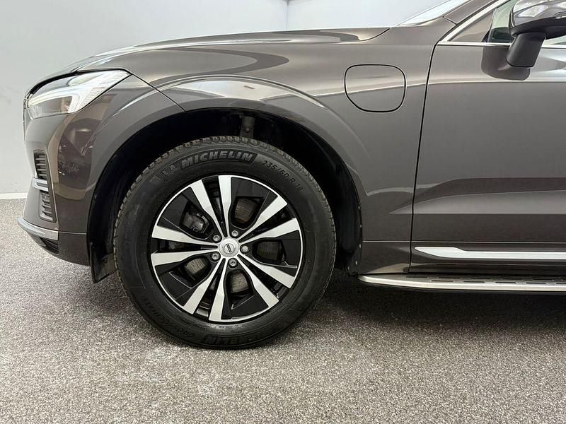 Gebraucht Volvo XC60 253 PS (186 kW) 2023 Grau SUV