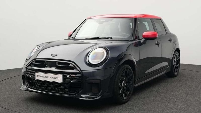 Grau Gebraucht 2024 Mini John Cooper Works Kleinwagen | 33.514 € (Fairer Preis) - Bild 1/4