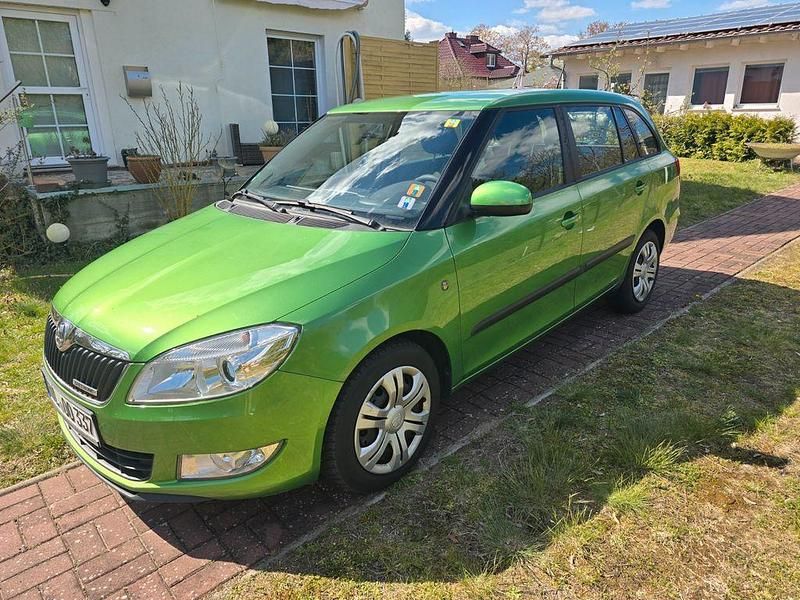 Gebraucht Skoda Fabia GreenLine 75 PS (55 kW) 2012 Grün Kombi