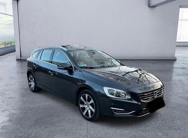Gebraucht Volvo V60 Summum 288 PS (211 kW) 2014 Grau Kombi