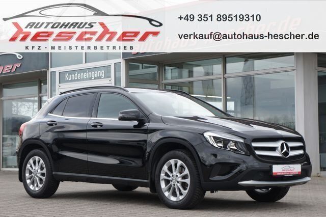 Schwarz Gebraucht 2016 Mercedes GLA180 SUV | 18.980 € (Etwas zu teuer) - Bild 1/4